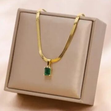 Green Emerald Zirconia Flat Snake Chain Pendant Necklace