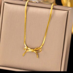 Bow Knot Snake Chain Necklace 18K Gold Plated Anti Tarnish Waterproof Titanium Steel