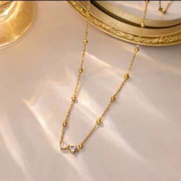 Zirconia bow tie gold necklace – 18K gold plated anti-tarnish waterproof chain