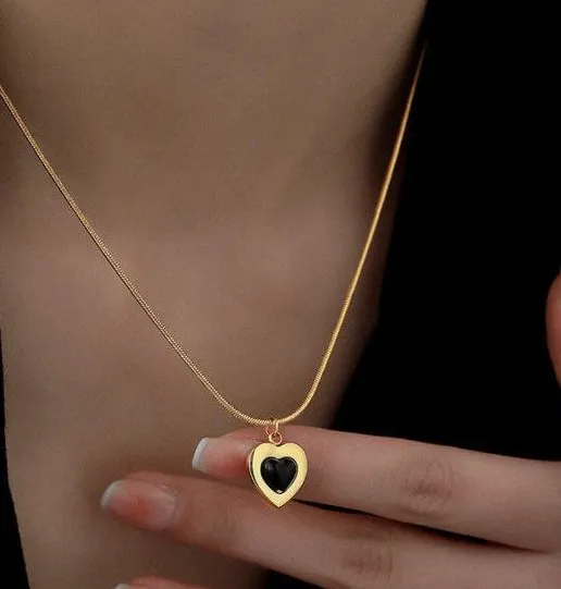 Black Heart Necklace