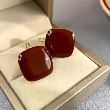 Maroon Retro Square Stud Earrings