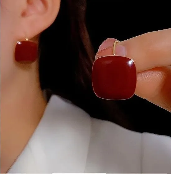 Maroon Retro Square Stud Earrings - Image 2